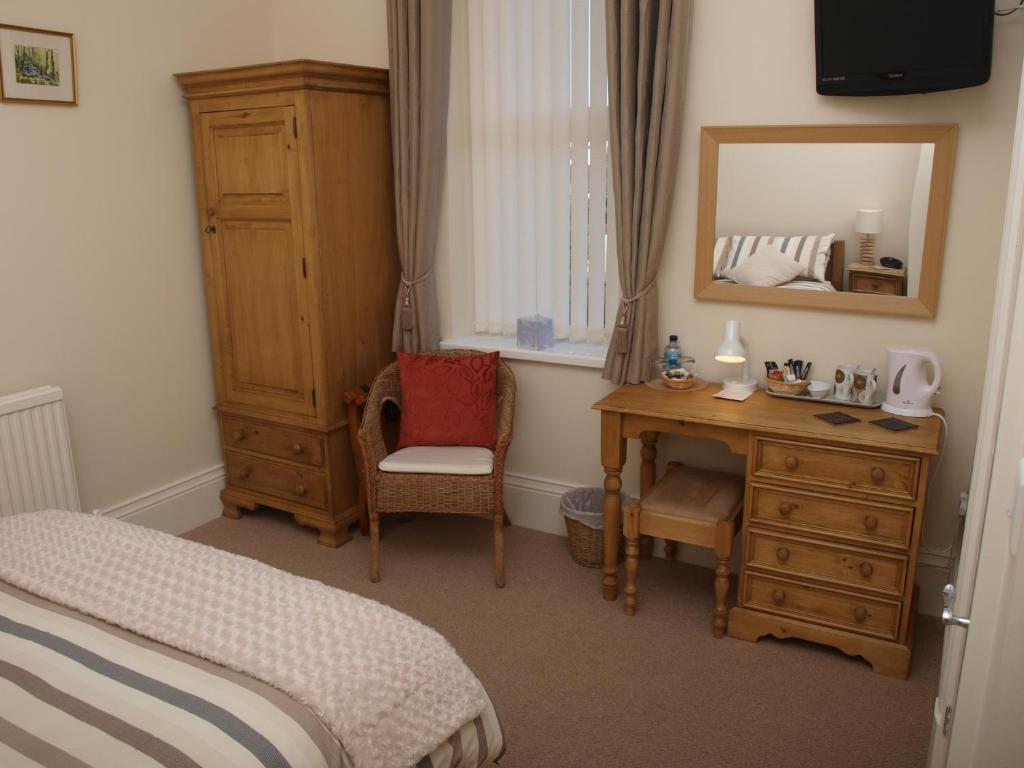 Ty-Parc Hotel Cardigan Habitación foto